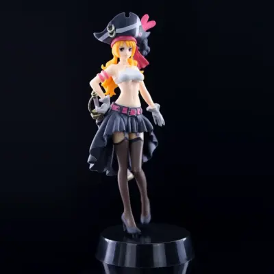 19.5cm One Piece Nami Film Red Black Dress PVC Action Figure